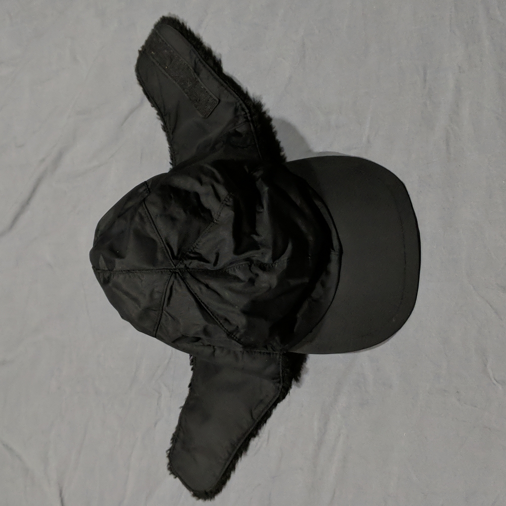 Black Banana Republic Earflap Winter Cap